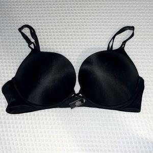 36 C Victoria’s Secret BOMBSHELL Push Up Bra